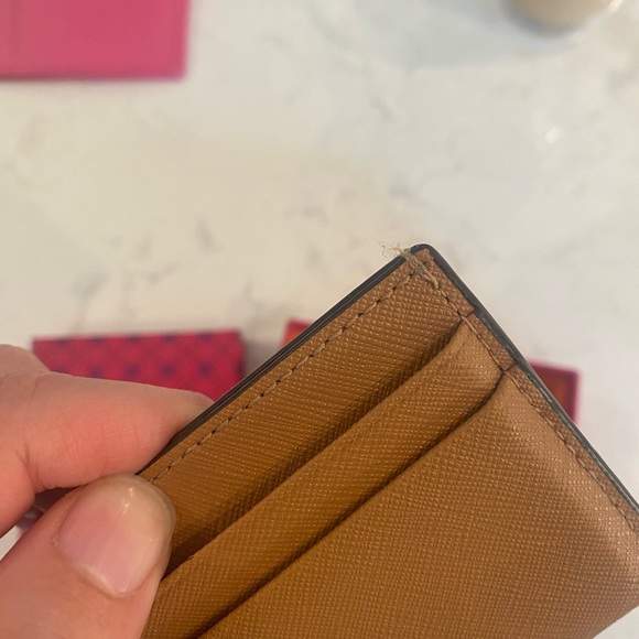 Tory Burch Credit card holder. In really good shape. Few scuffs on corners. - Picture 8 of 10